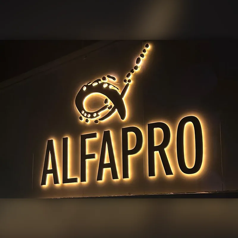 Kurumsal tabelası: Halo aydınlatmalı kutu harf ve logo